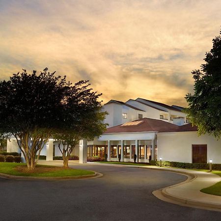 Courtyard By Marriott Atlanta Executive Park/Emory Hotel Exterior foto