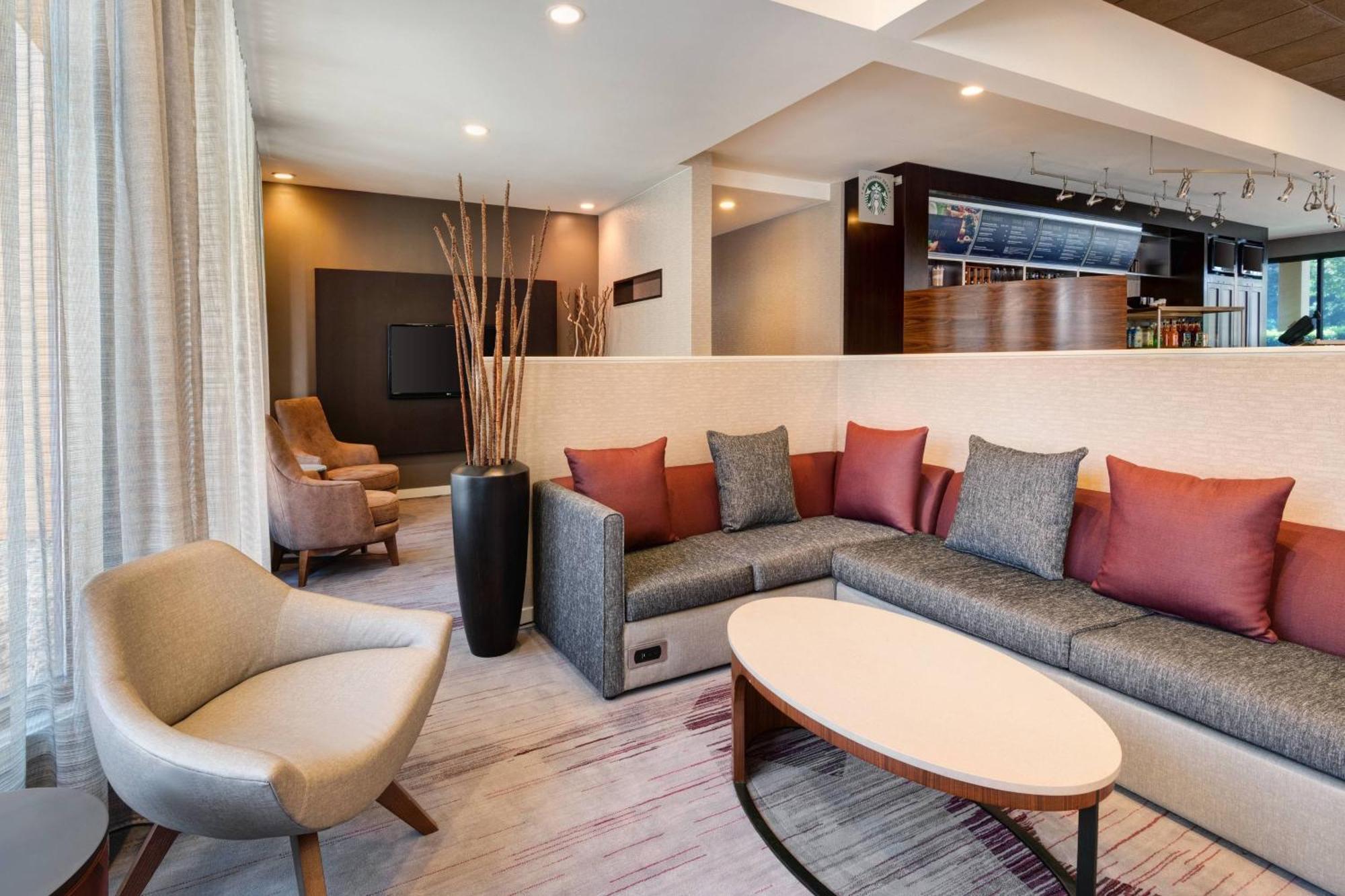Courtyard By Marriott Atlanta Executive Park/Emory Hotel Exterior foto