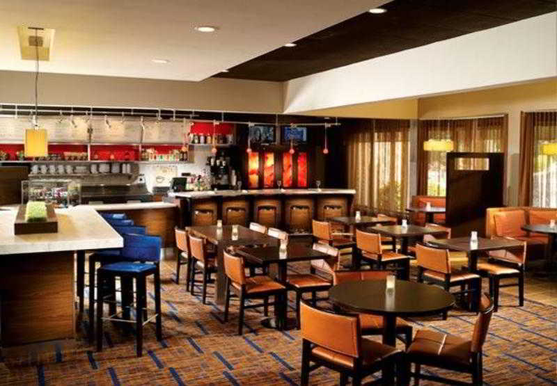 Courtyard By Marriott Atlanta Executive Park/Emory Hotel Exterior foto