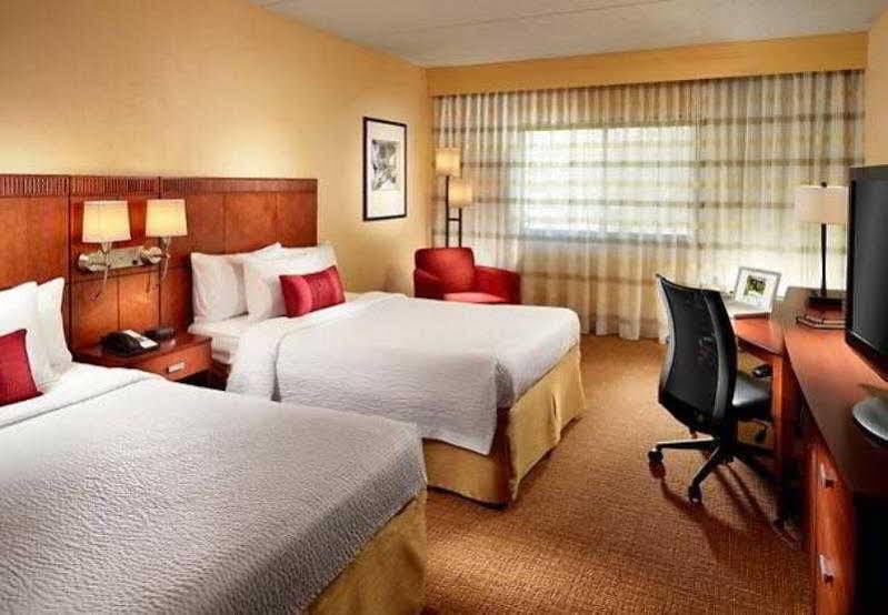 Courtyard By Marriott Atlanta Executive Park/Emory Hotel Exterior foto