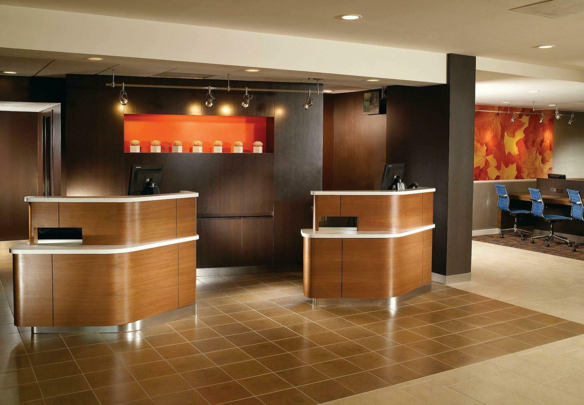 Courtyard By Marriott Atlanta Executive Park/Emory Hotel Exterior foto